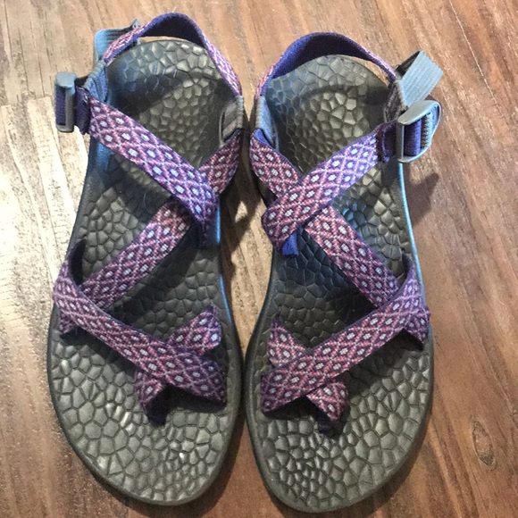 purple chacos